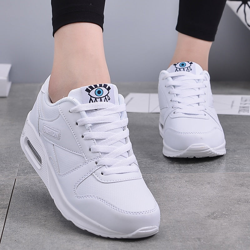 Luvik | Air Sneaker Hip Värit