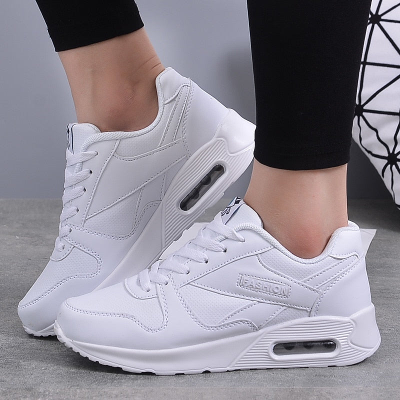 Luvik | Air Sneaker Hip Värit
