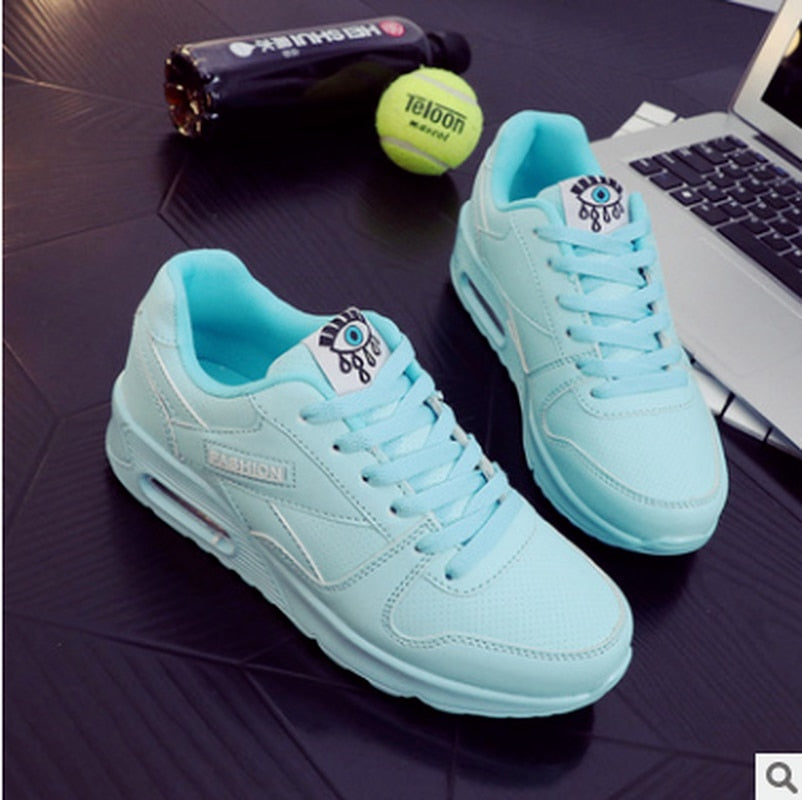 Luvik | Air Sneaker Hip Värit