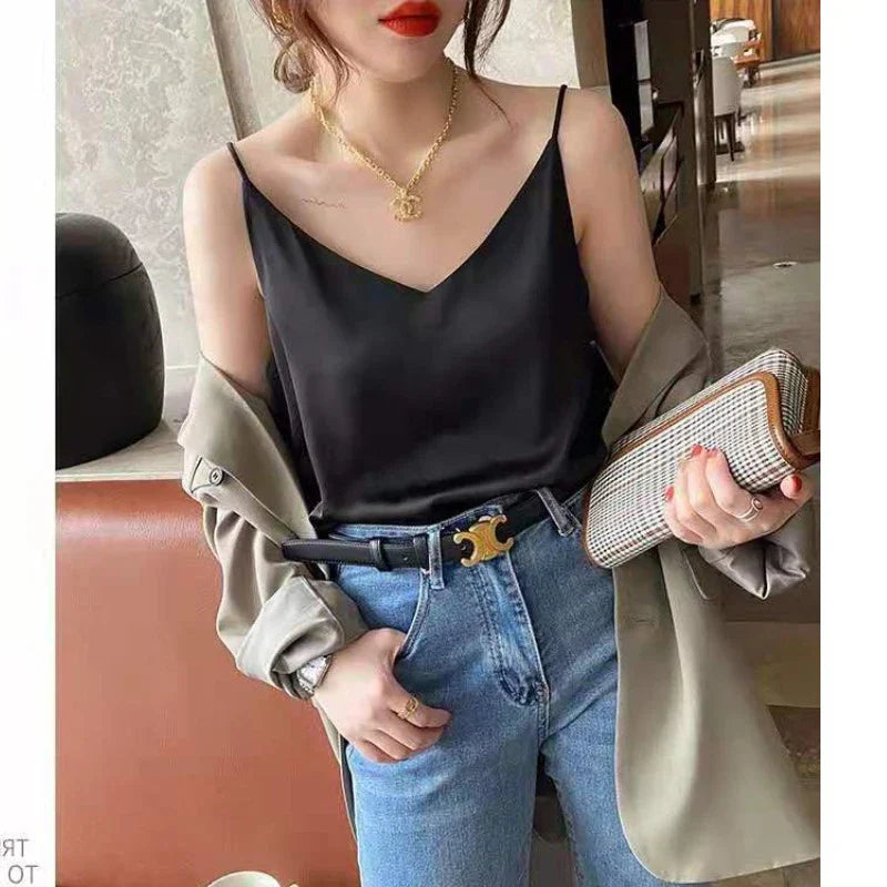 Luvik | Kaula Satin Crop Top Naiset