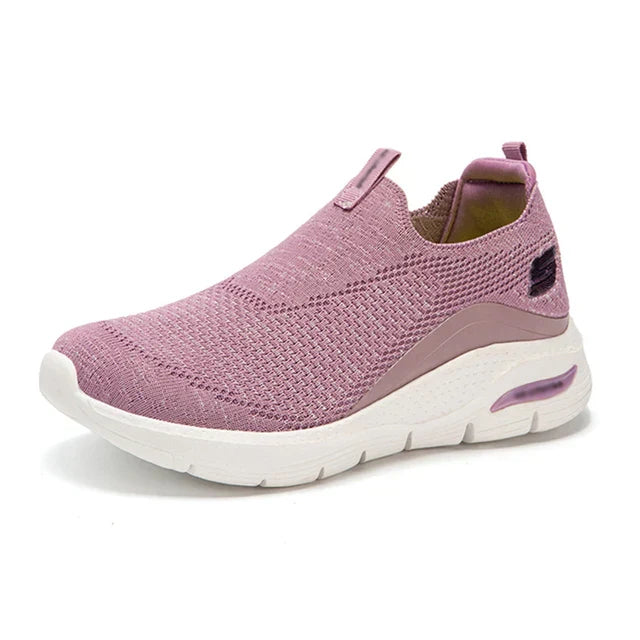 Luvik | Mukavat Mustat Slip on Sneaker