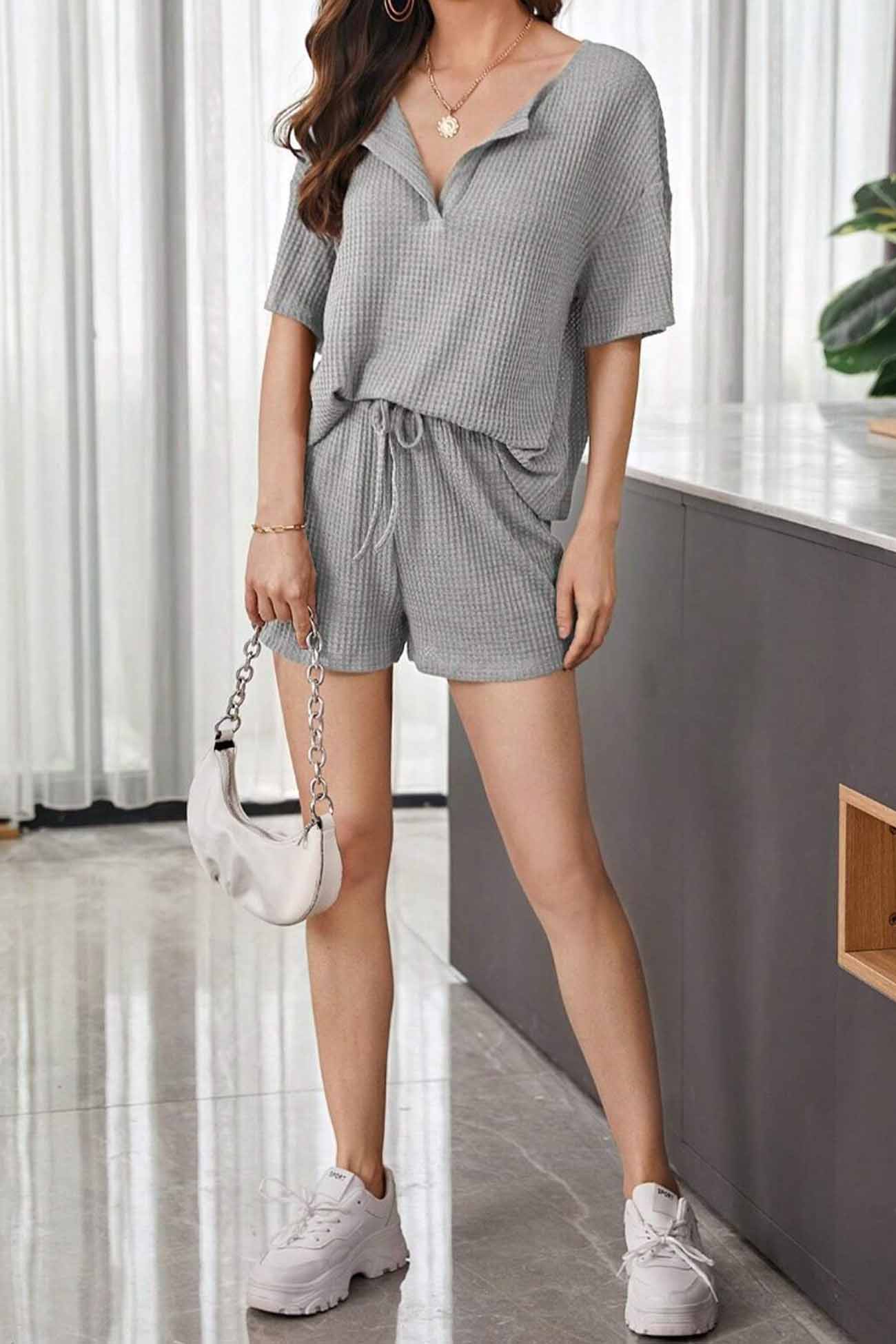 Luvik | Pudotus Olkapää Kordelzug Shorts Set