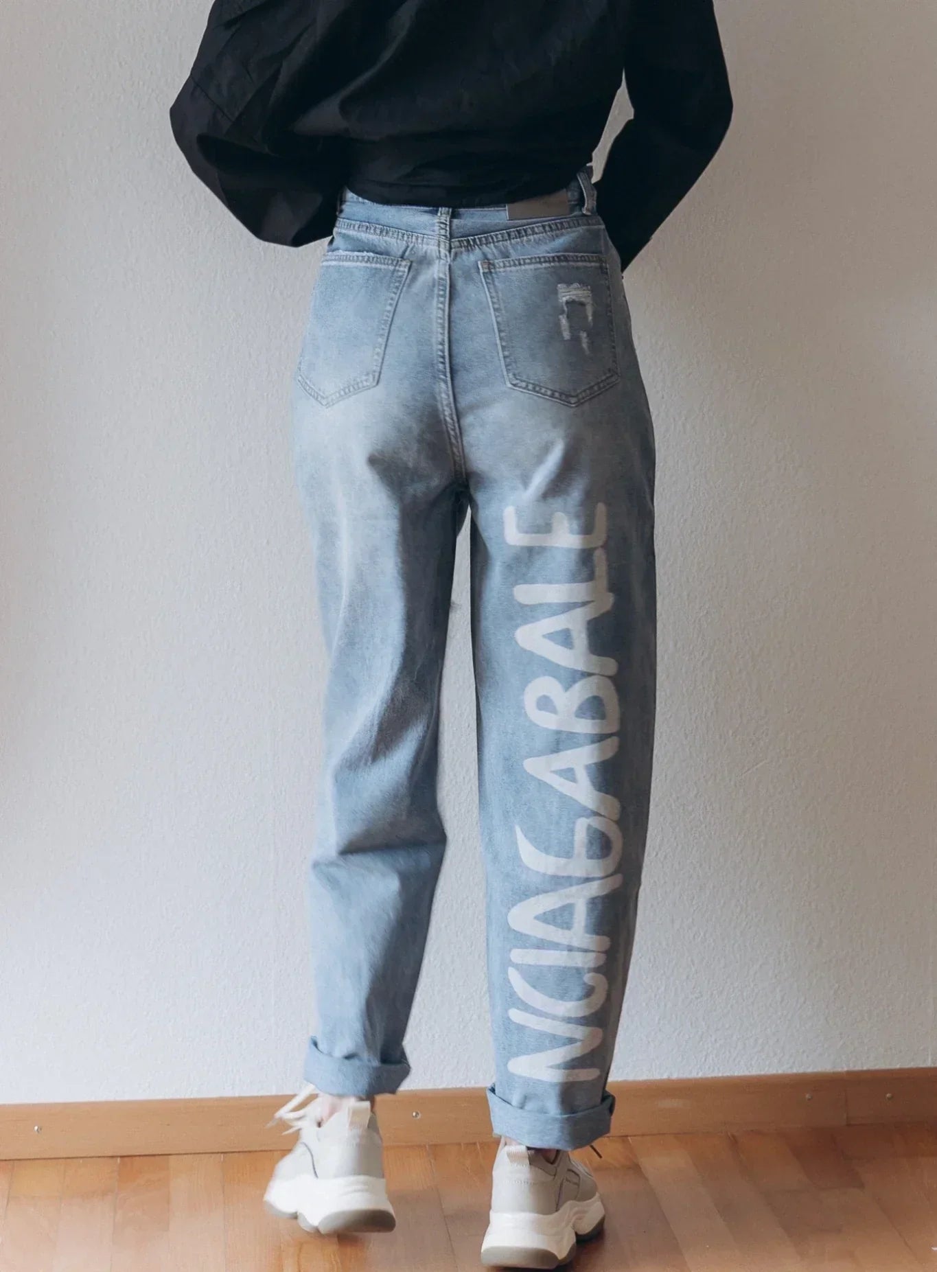 Luvik | Revity farkut