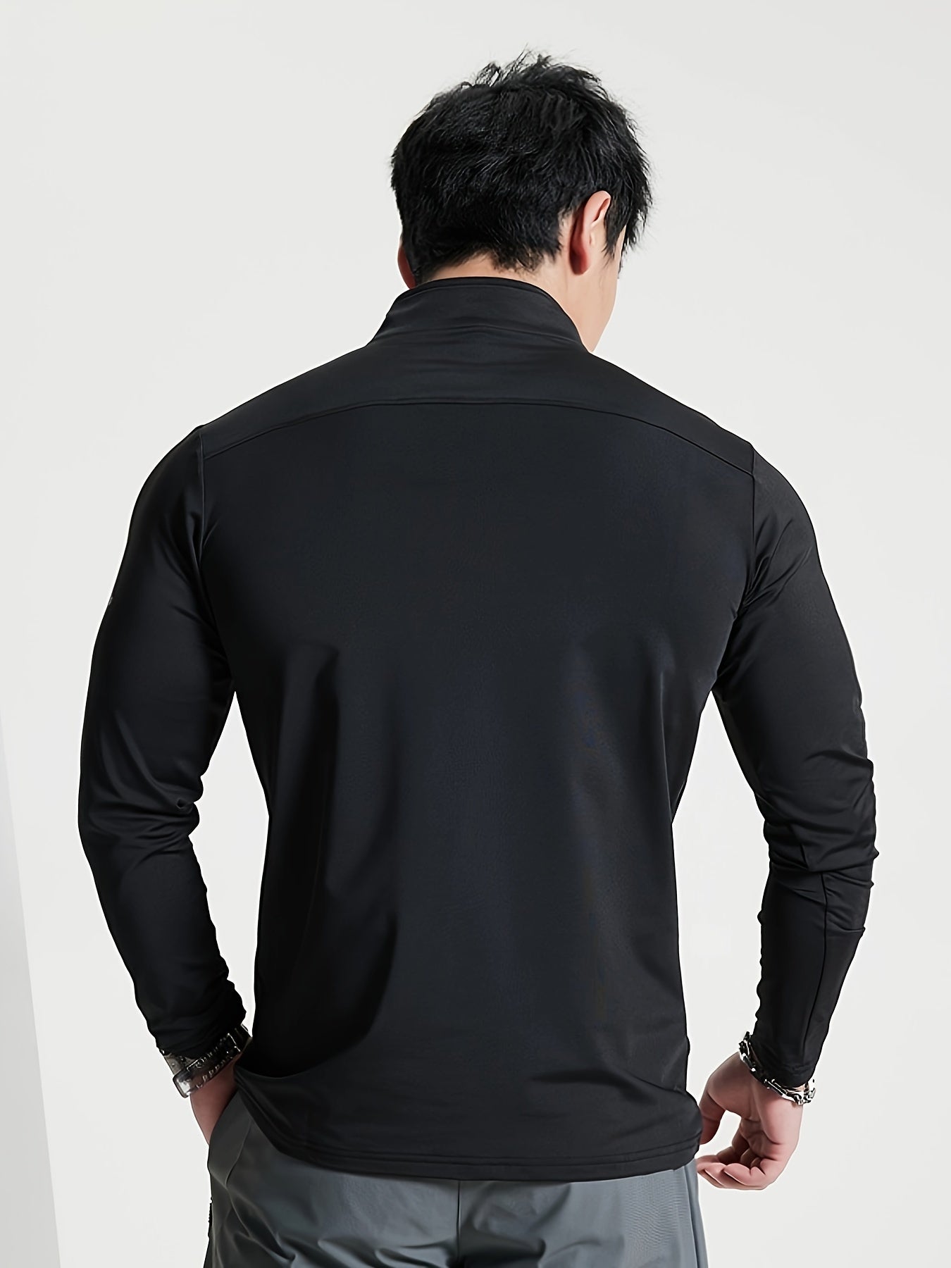 Luvik | Slim Fit Henley Shirt jossa on puolivetoketju ja seisova kaulus