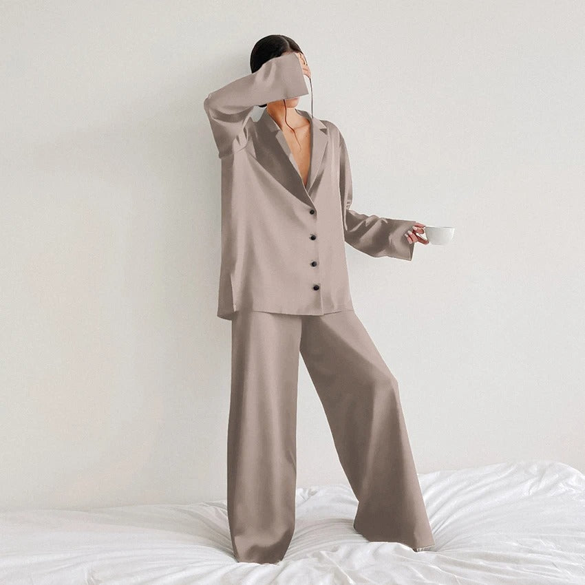 Luvik | Eleganz Ylipitkä Pyjama Setti Belen