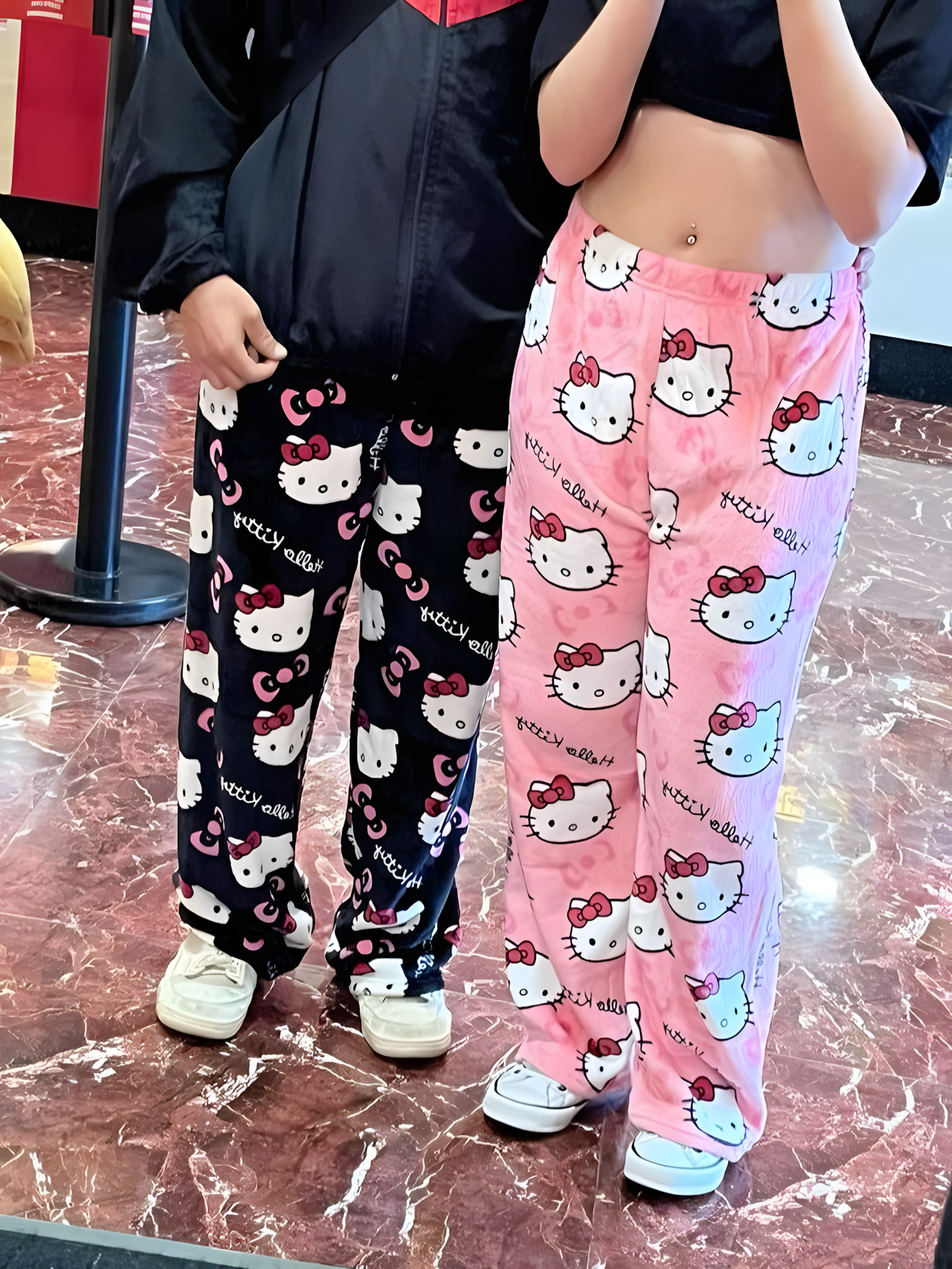 Luvik | I Hello Kitty yöpuvut (OUD)