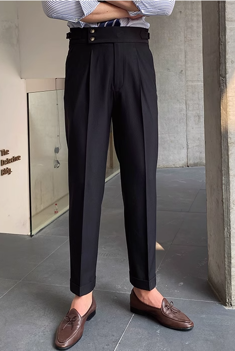 Luvik | pleated pants with belt straps