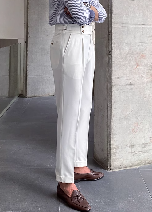 Luvik | pleated pants with belt straps