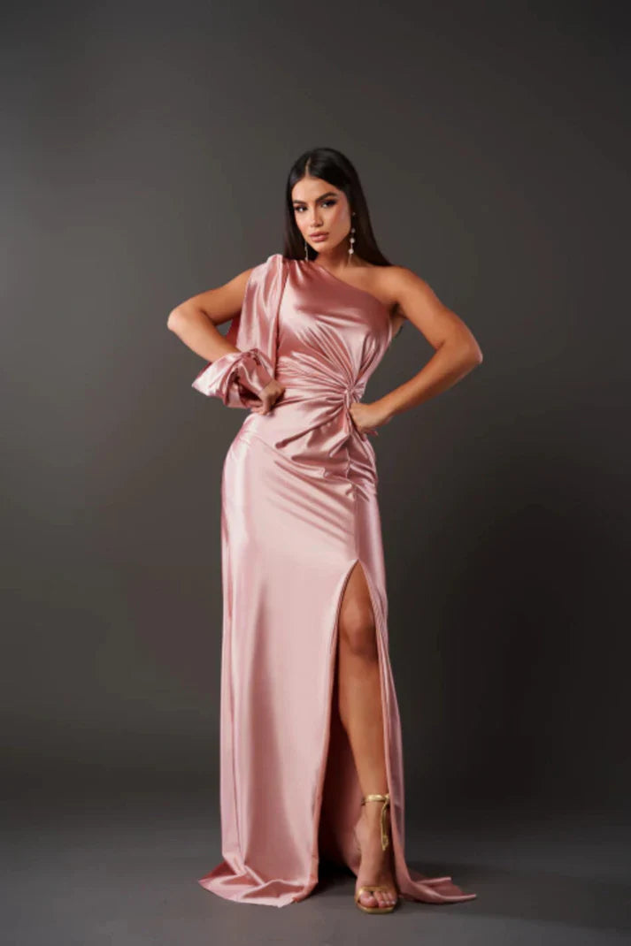Luvik | Satinkleid Vaivaton Eleganssi Jokaisella Askeleella