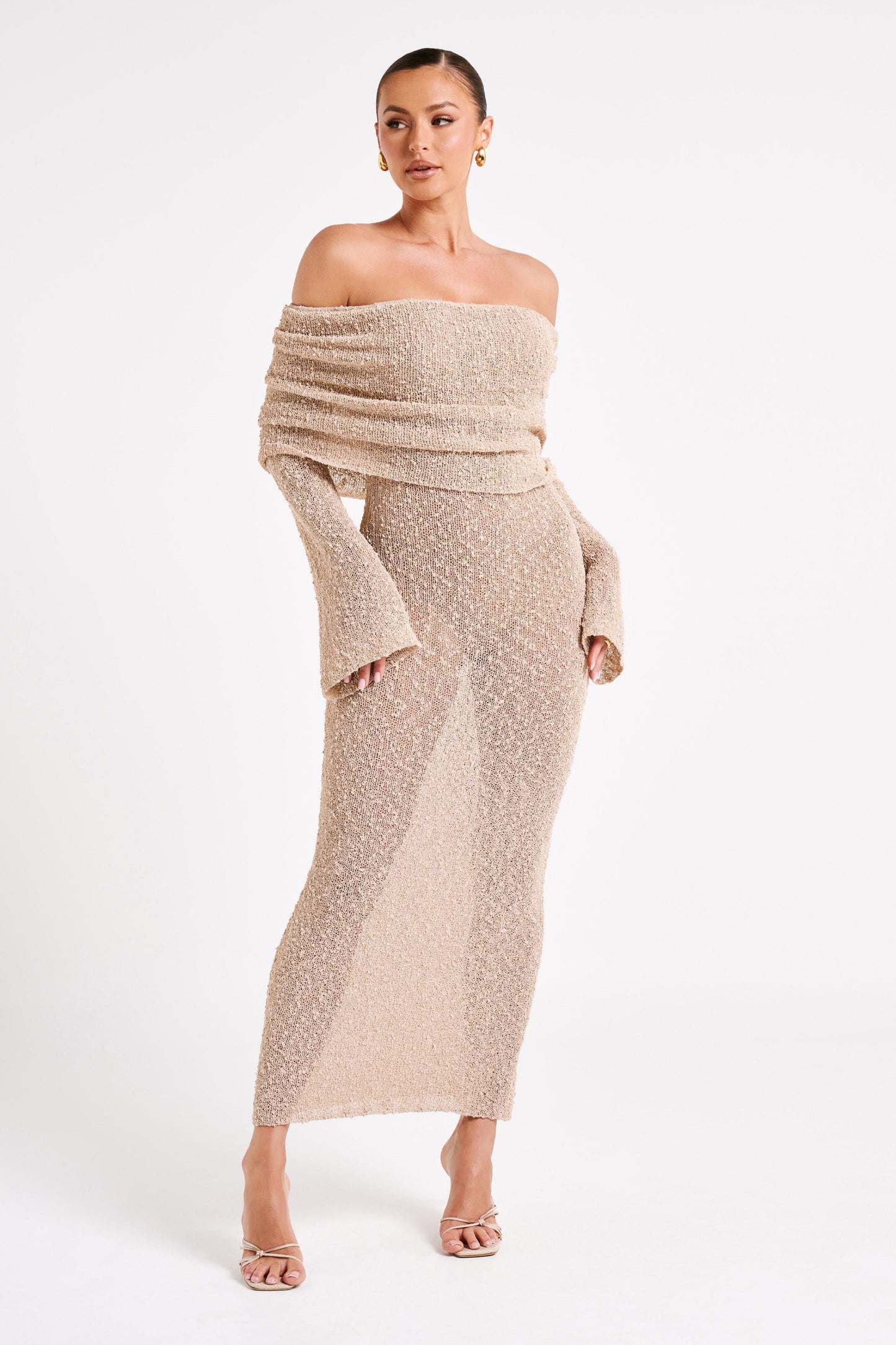 Luvik | Off Shoulder Neule Maksimekko